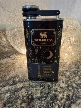 Stanley 🎃Halloween Easy Fill Wide-Mouth Flask
